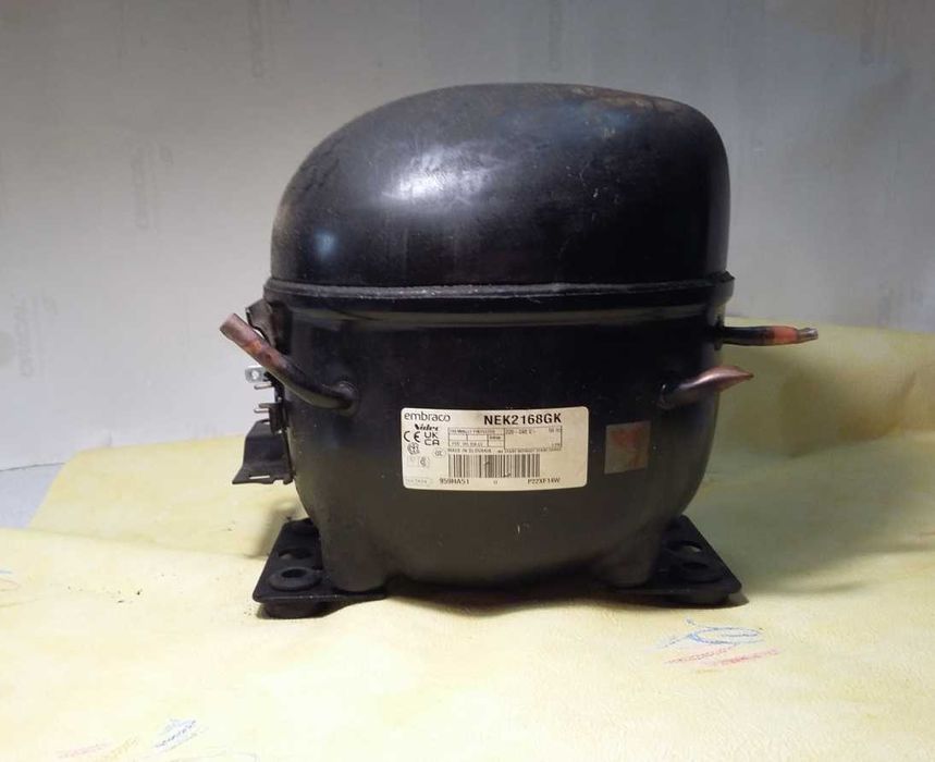 Embraco NEK2168GK Компрессор от холодильника.