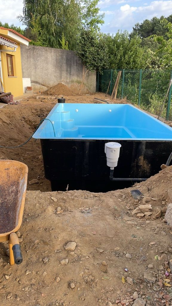Piscina em fibra 5x2.40