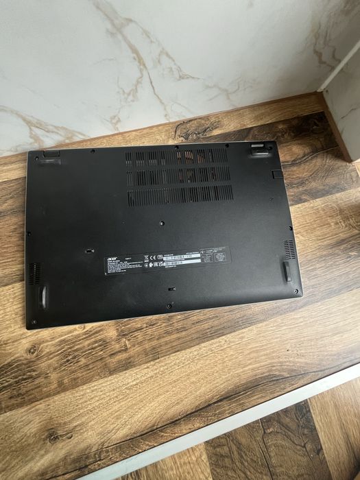 Ноутбук acer без гарантії