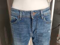 Męskie jeansy Bershka rozm. 40