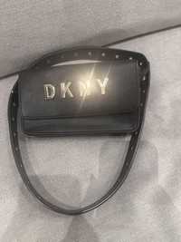Sprzedam torebkę nerkę DKNY