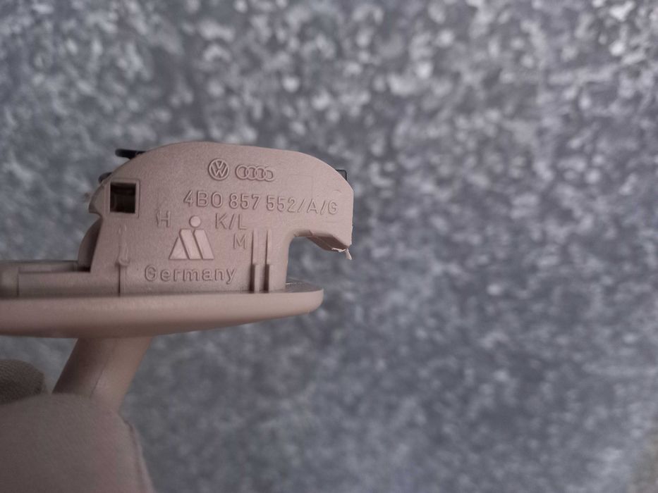 Козирек сонцезахихний ауді А6 С5