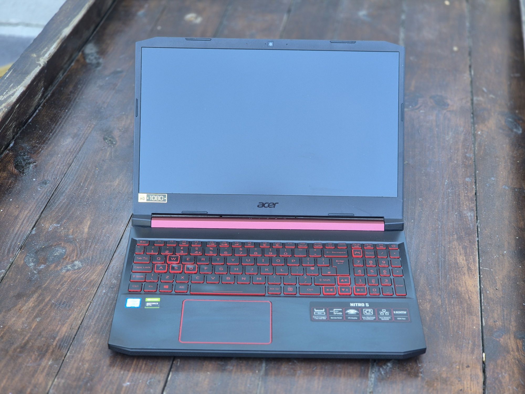Aser nitro 5/GTX 1650/16/512