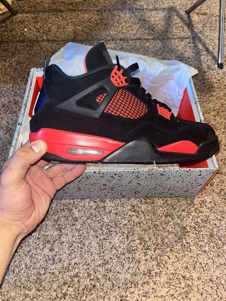 Buty Nike Air Jordan 4 Red Thunder schwarz Retro