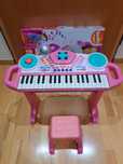 Piano menina > 3 anos