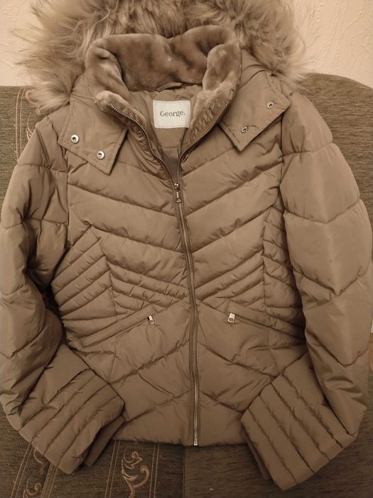 Modna, ciepła kurtka zimowa damska r.L