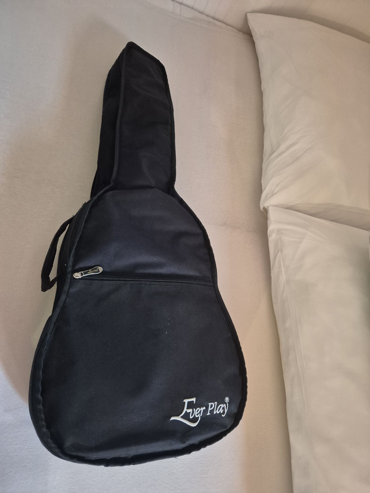 gitara firmy Ever Play