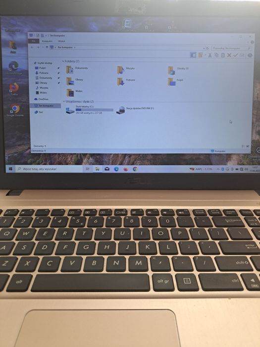 Laptop Asus R540Y, 15,6", 4GB, 240SSD, proc.AMD E1, stan idealny