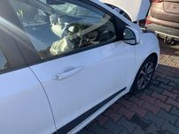 Drzwi przednie prawe Hyundai i10 2017 Nr.Lak. PSW