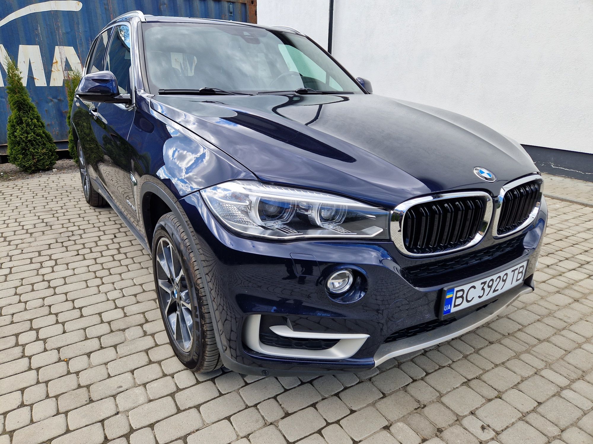 Продаю BMW X5 F15 2018 р. з малим пробігом. Супер стан