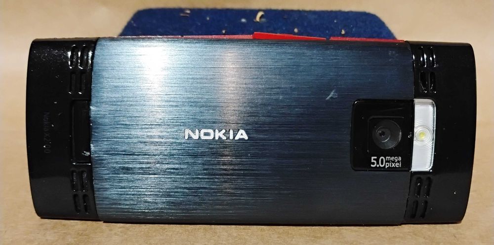 NOKIA  X2   rm-618  + ładowarka bez simlock dobry stan