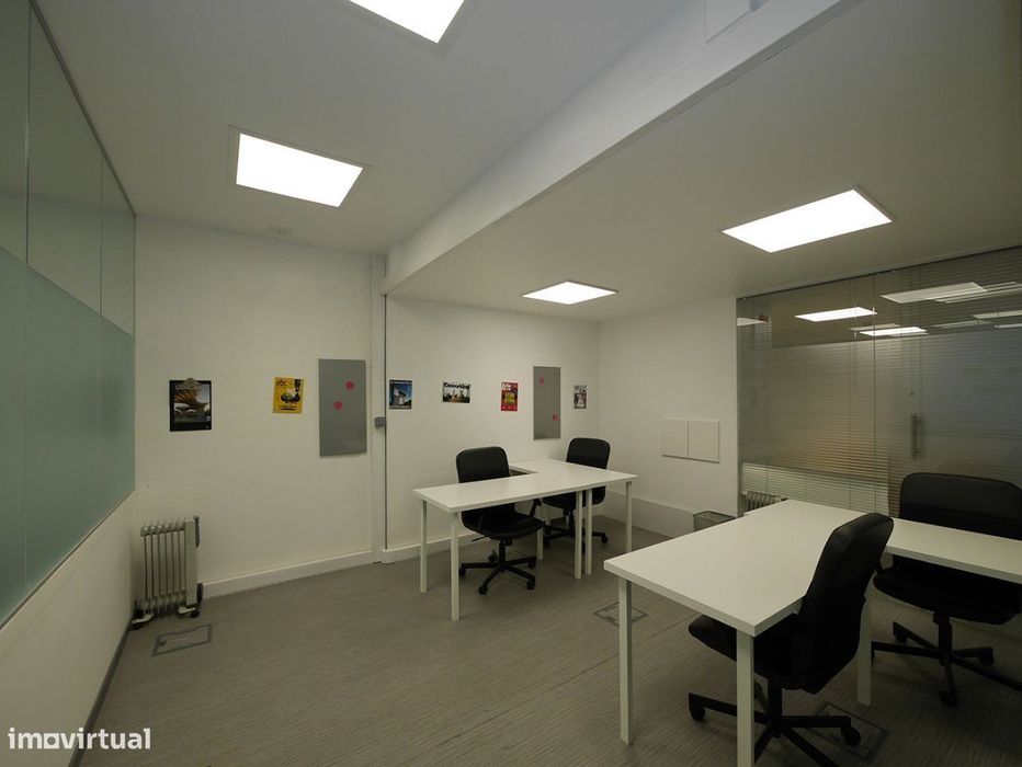 Escritório Virtual e pequenas salas de escritório com serviços