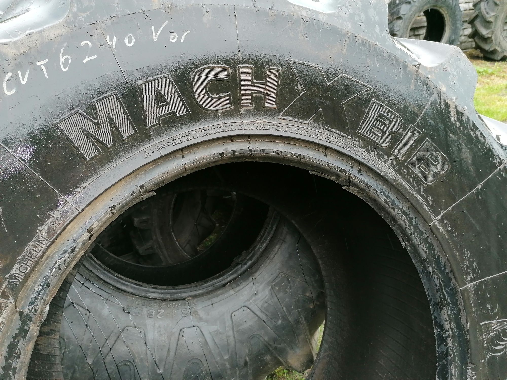 Opona 600/65r28  Michelin Machxbib