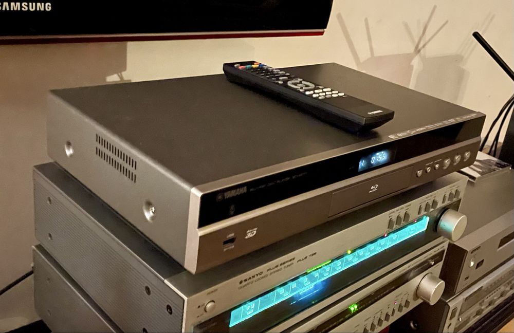 Yamaha BD-S677 TIDAL FLAC QUOBUS jak BD-S681 systemy GAT