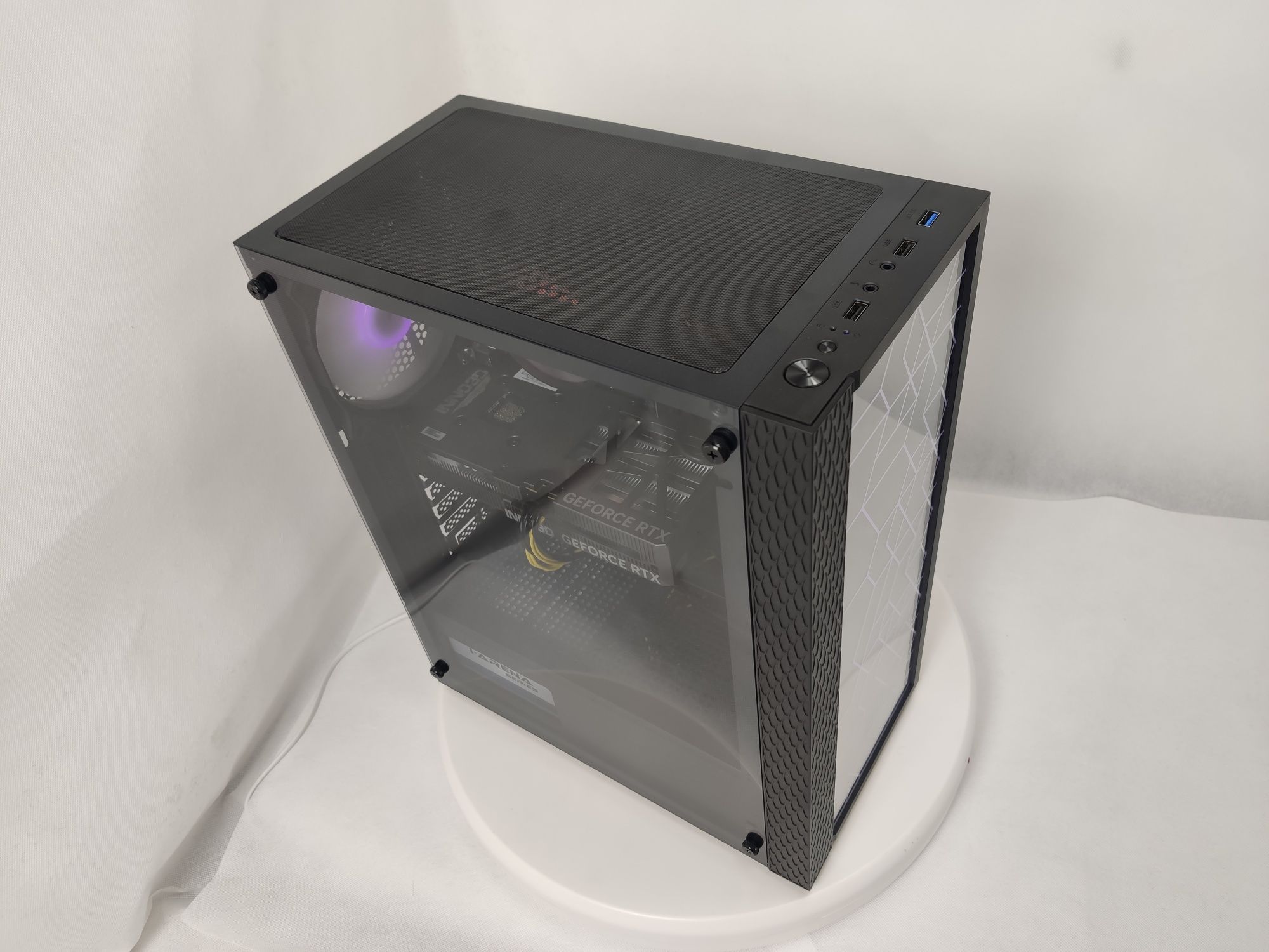 Komputer Gamingowy i7-13700, RTX 5060 Ti, 16 GB,SSD,Win 11 Pro