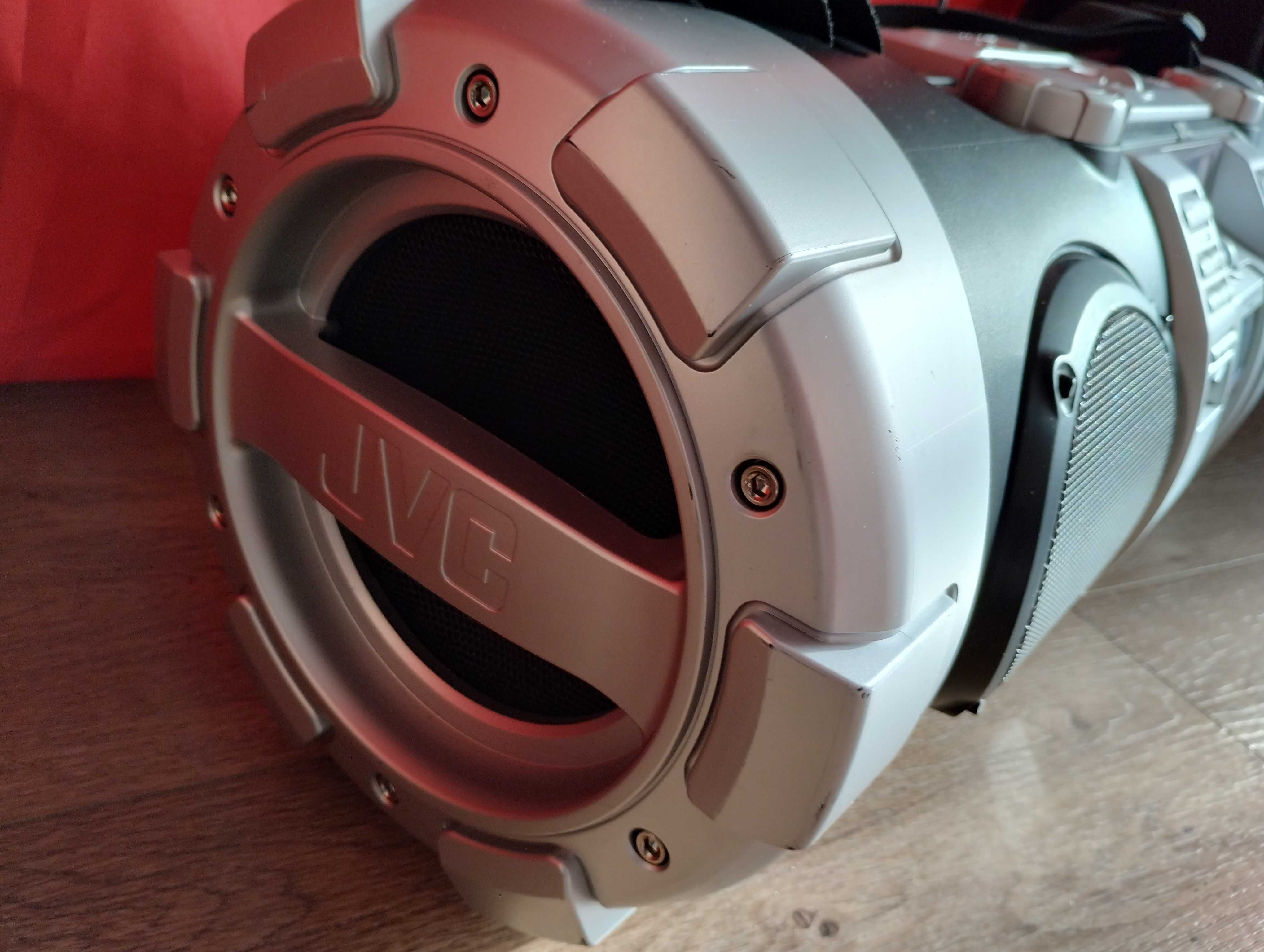 Мощный Бумбластер BoomBlaster JVC ( USB / тюнер / iPod / ЮСБ )