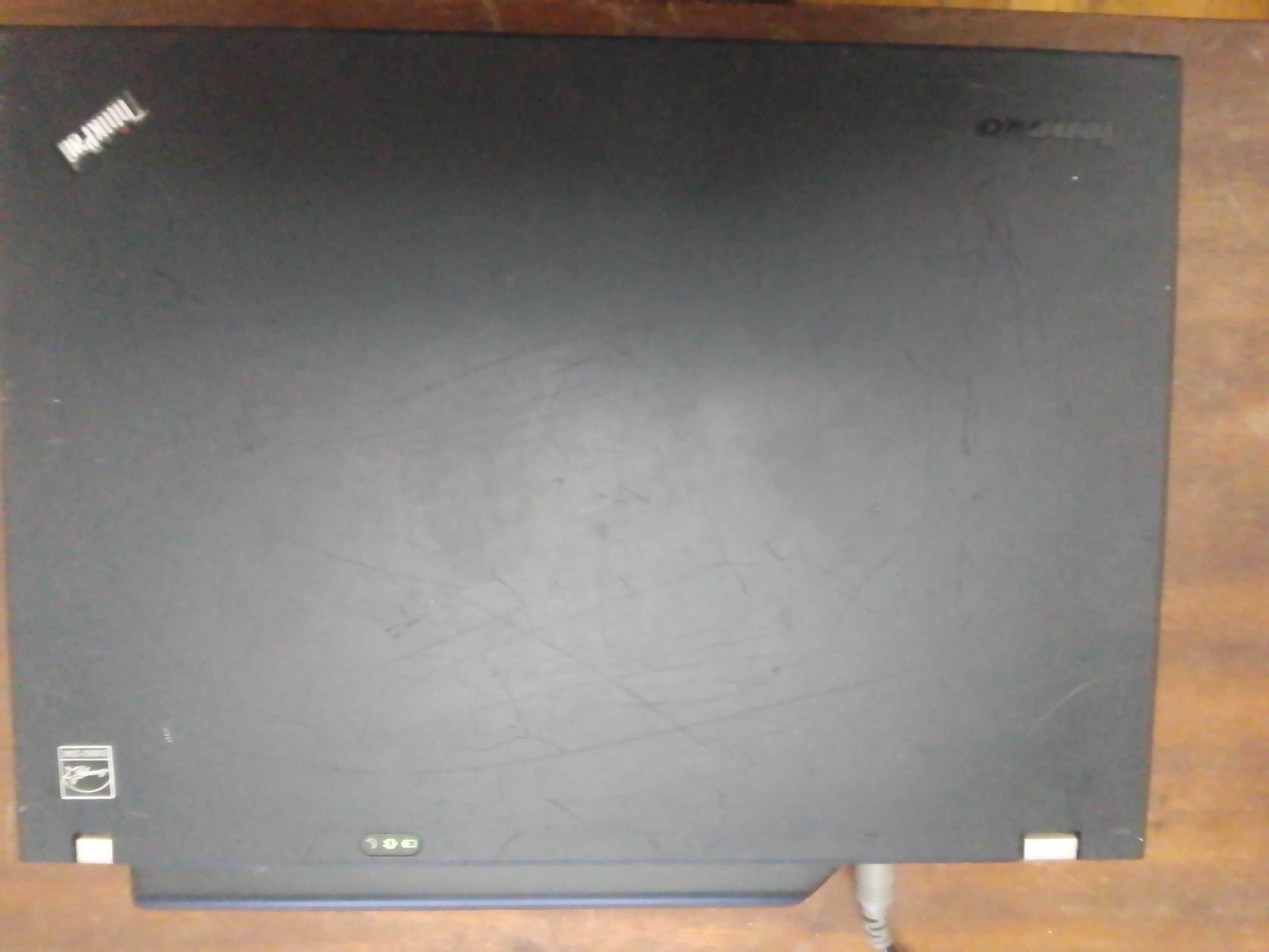 Lenovo thinkpad R400