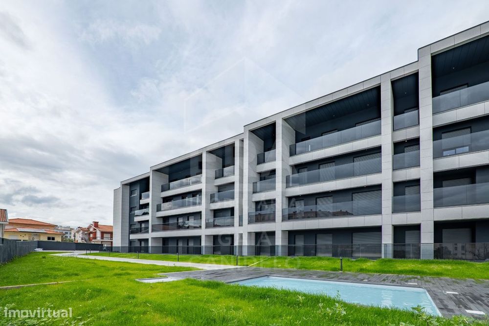 T2 em Condominio com Piscina em Canidelo