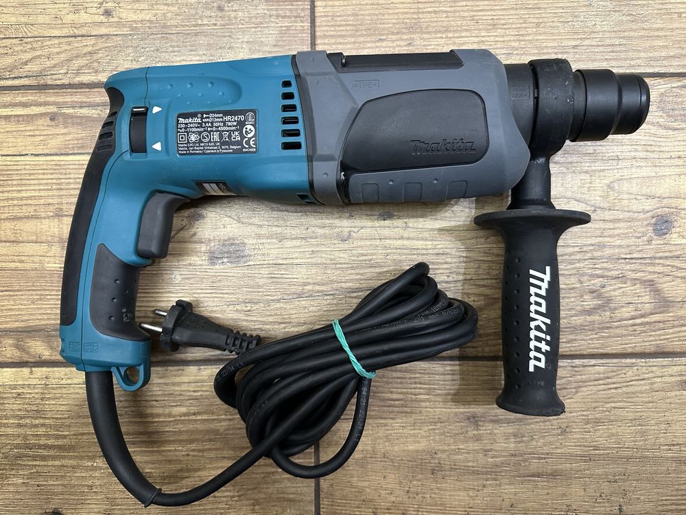 Młot, młotowiertarka udarowa 780 W Makita HR2470  | 2021r.