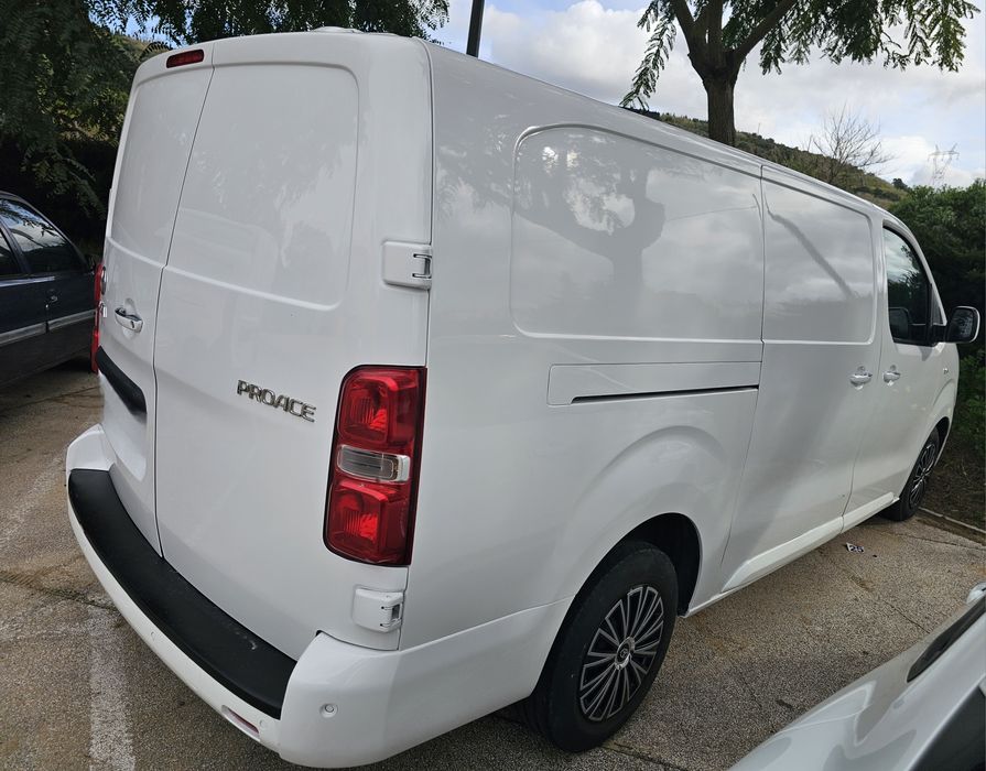 Reservada Toyota proace 2.0 longa