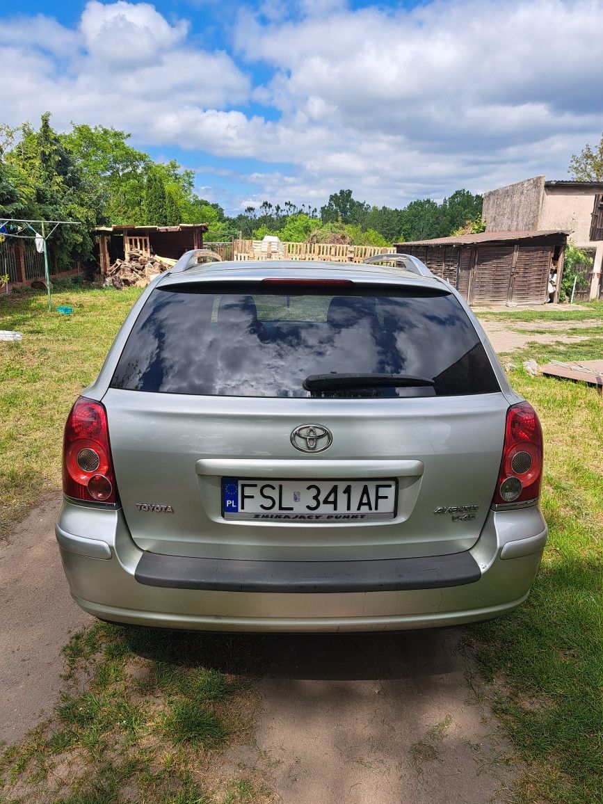 Toyota avensis 2.2 d4d 2006