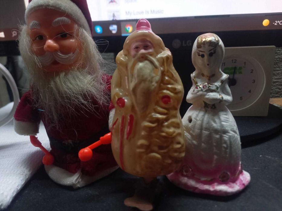 ПРОДАМ-ДЕДА МОРОЗА-1947 года-стекло прищепка-