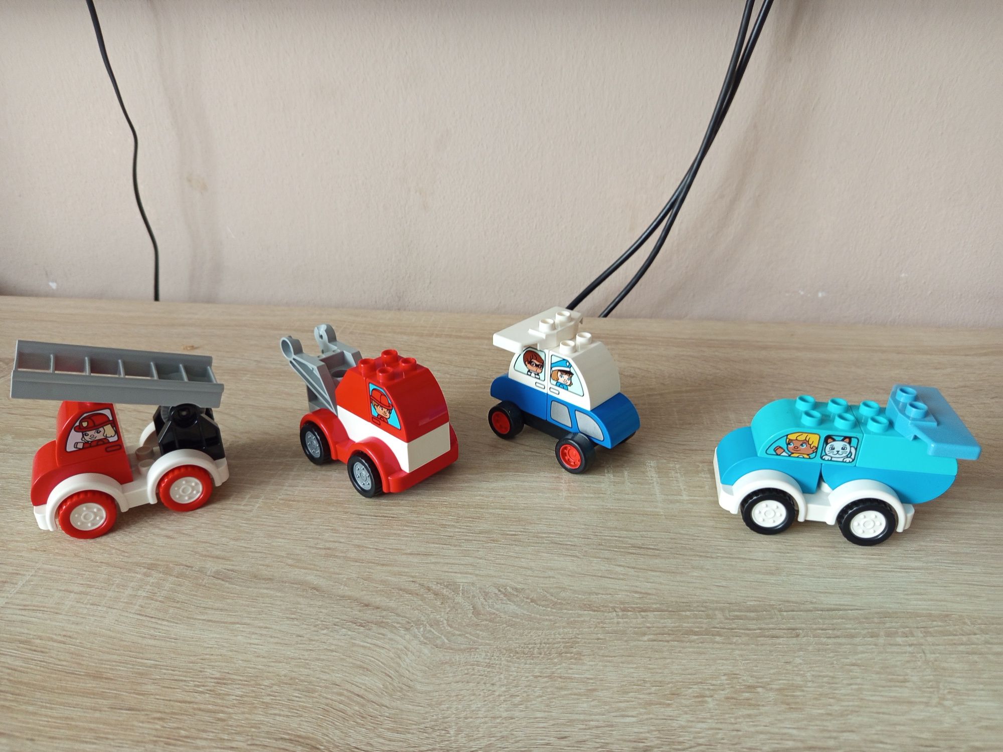 Pojazdy autka LEGO Duplo