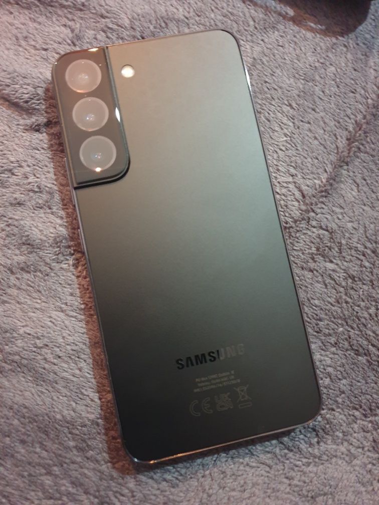 Samsung S22 256Gb com capa Smart Clear View-Vendo ou troco