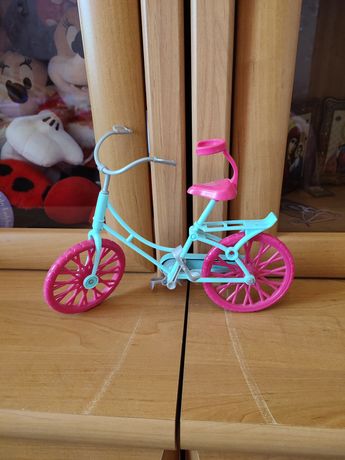 Велосипед, каляска, кровать Барби
