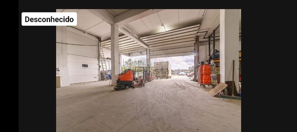 Venda ou aluguer de espaço.