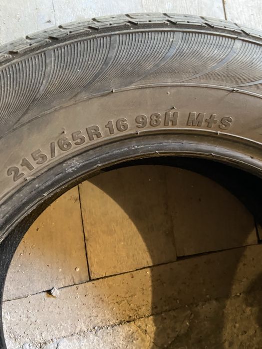 Продам резину кумхо 215/65/16