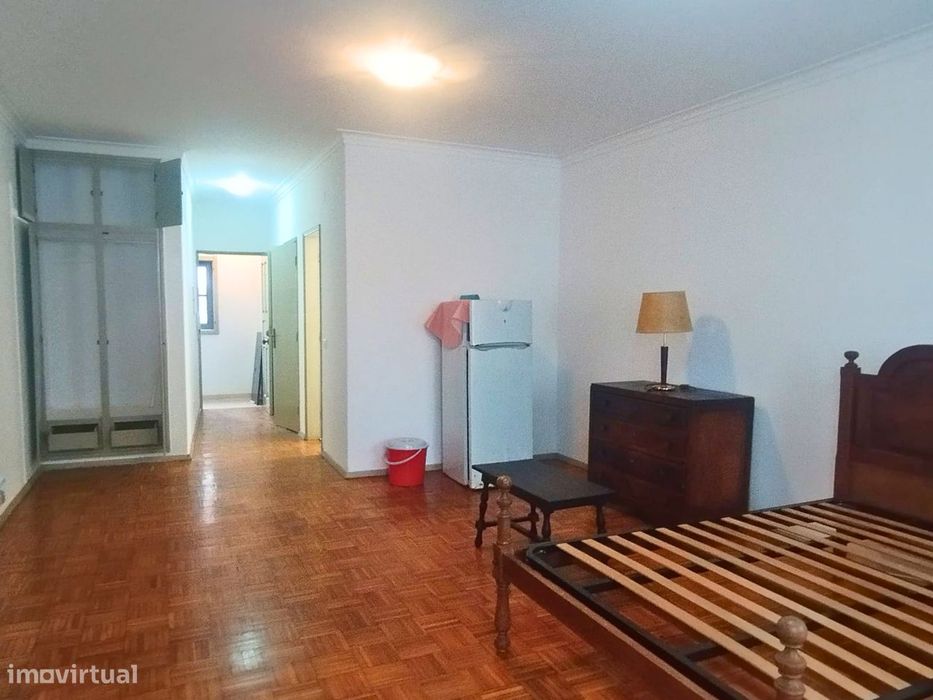 Apartamento T0 (estúdio) no centro de Santarém