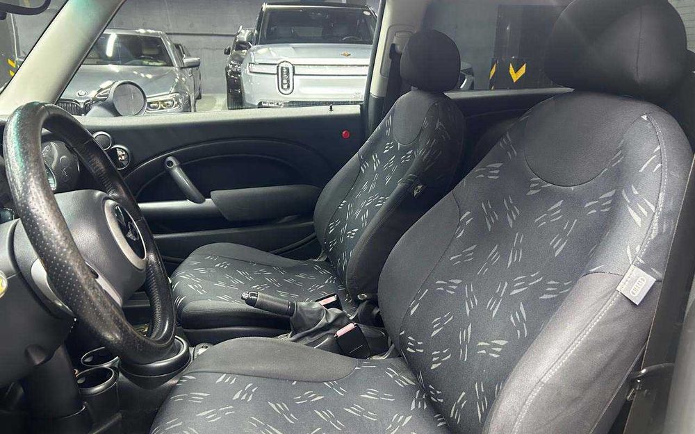 MINI One 2005 року