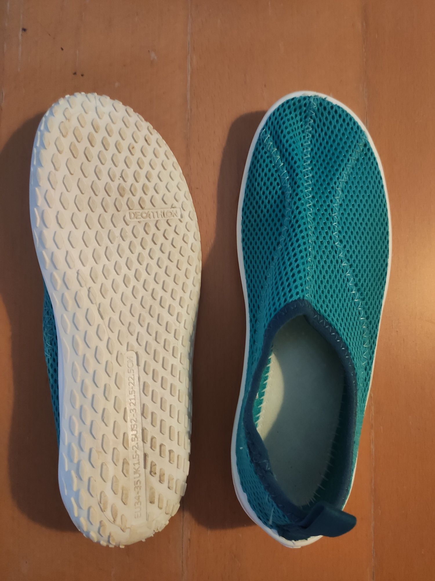Sapatos aquáticos Decathlon