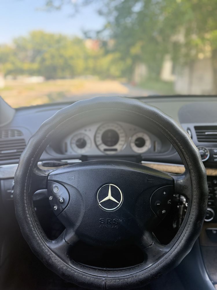 Mersedes W211 E320 3.2 дизель в отличном состоянии