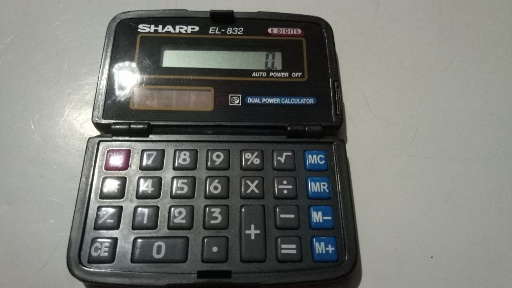 Калькулятор Sharp