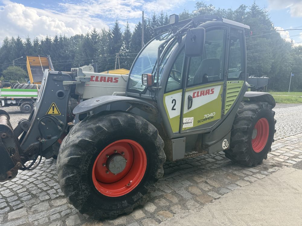 Ładowarka teleskopowa Claas Scorpion 7040