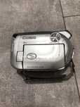Відеокамера Canon DC220
