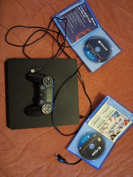 Consola  PS4 Slim