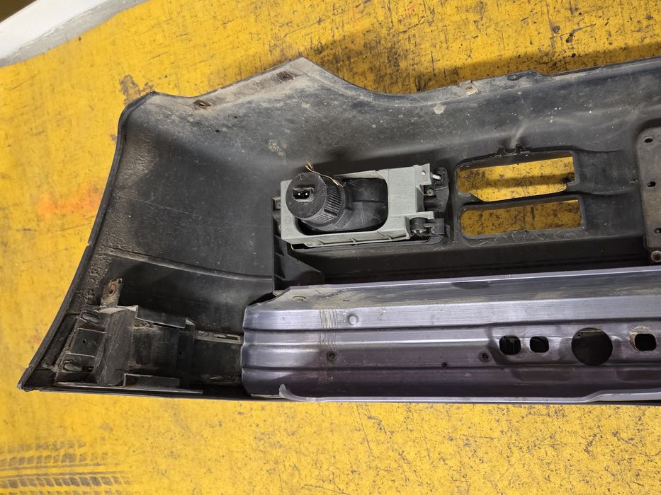 BMW E36 Zderzak Przód Przedni Przedlift Kompletny Halogeny Belka BDB