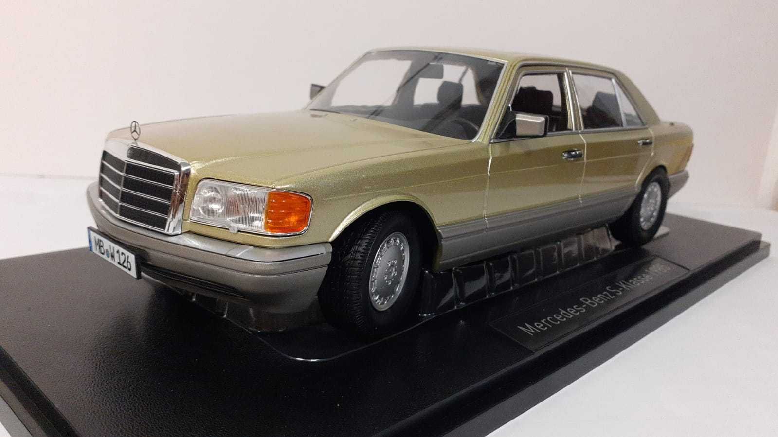 1/18 Mercedes W126 - IScale