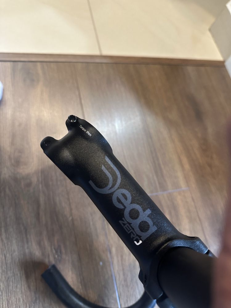 Kierownica Deda Zero 420MM + mostek Deda Zero 110MM