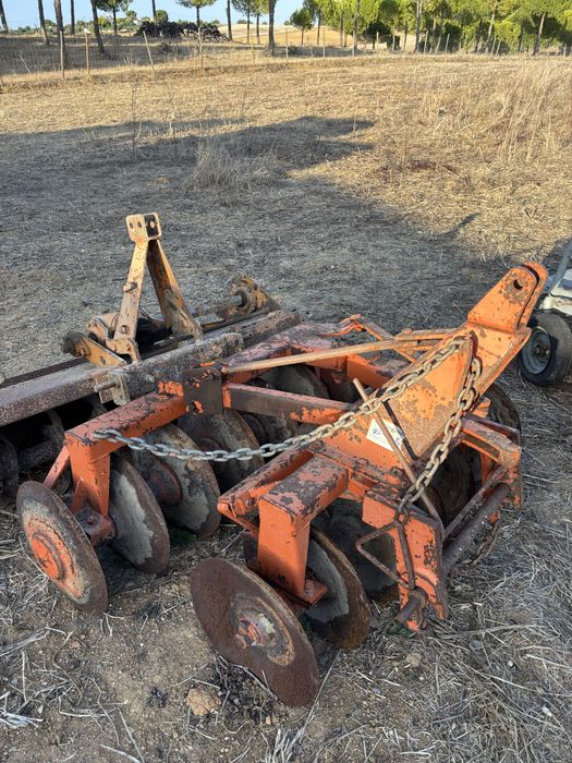 Massey ferguson 1030 4x4 com alfaias