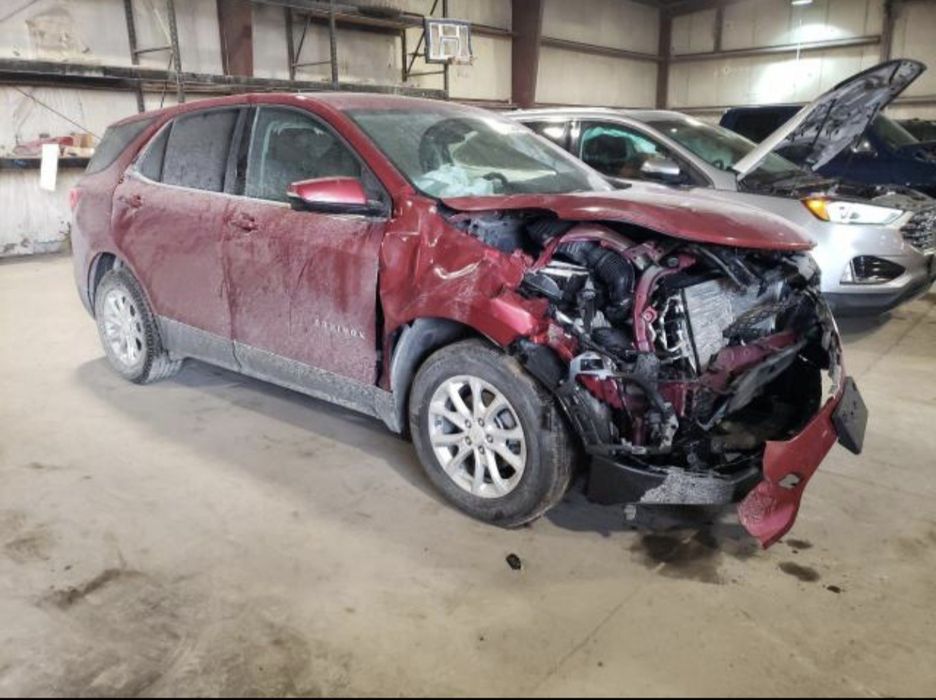 Рихтування та фарбування авто в буд якої важкості ,є стапіл.