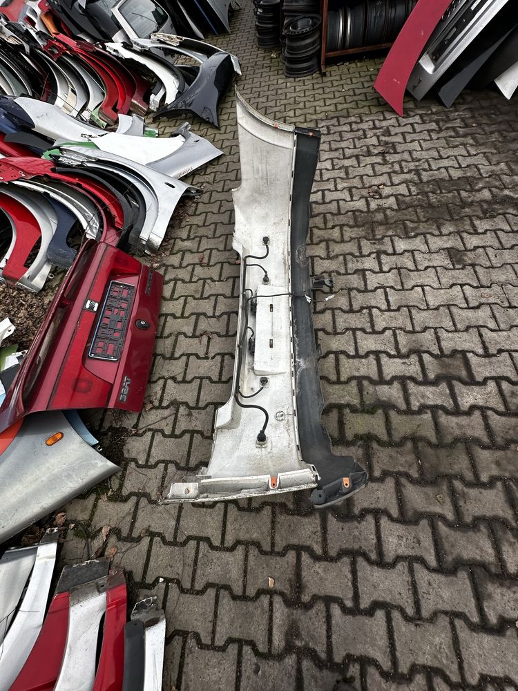 Zderzak Vectra C Tył Sedan Czujniki PDC