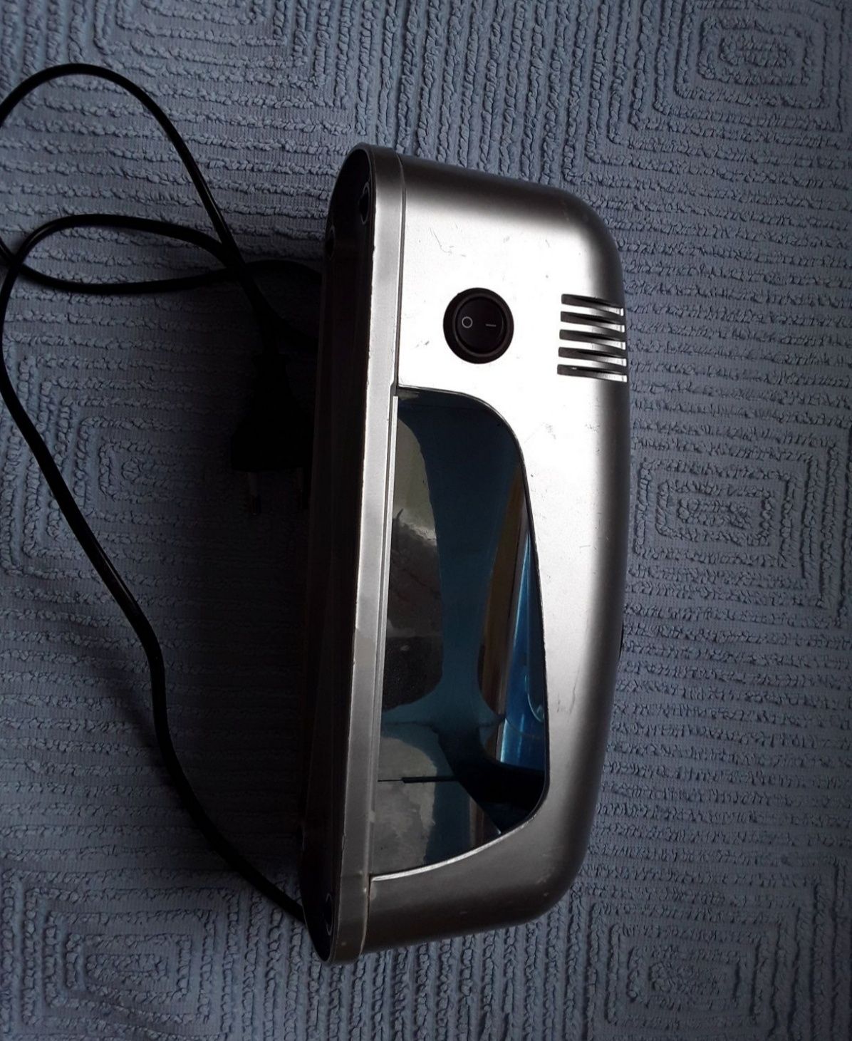 Lampa UV do paznokci