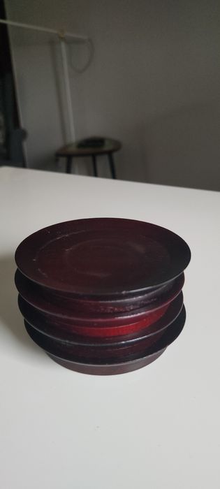 Drewniane podkładki pod kubki