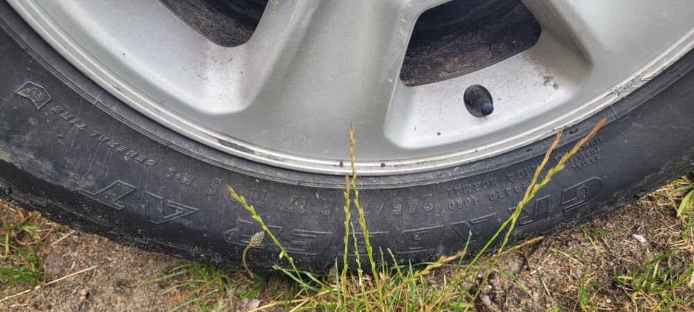 Koła jeep grand cherokee 5x127 AT opony AT 245/70 R17