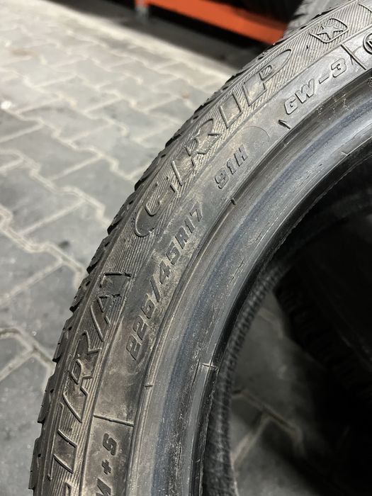 Шини,Резина,Пара,Зима 225/45/17 91H RSC Good Year Ultra Grip