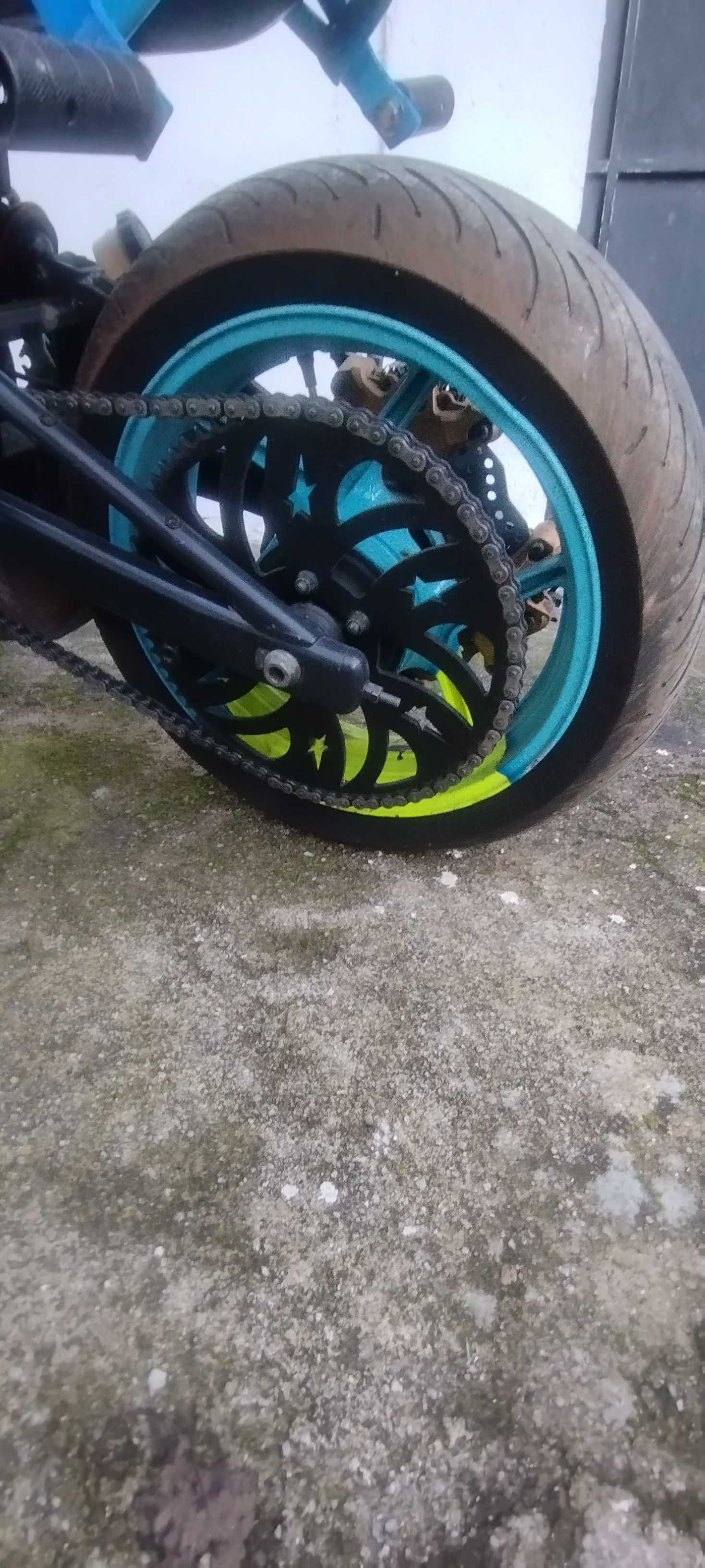 Kawasaki ER6N Stunt Freestyle